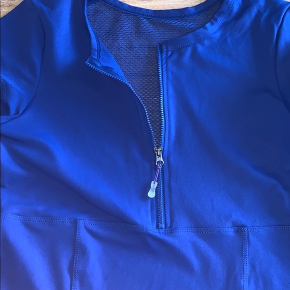 Miraclesuit Crew Neck Workout Tee Blue Small NWT - Picture 7 of 14